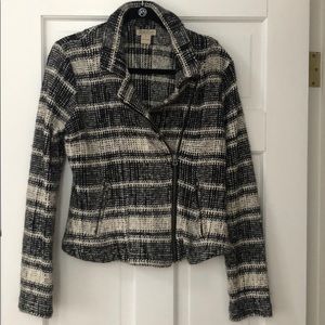 Adorable zippered, black & white plaid blazer